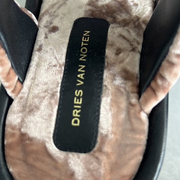 Velvet slightly worn wedge shoes size 39.5 - Picture 6 of 6